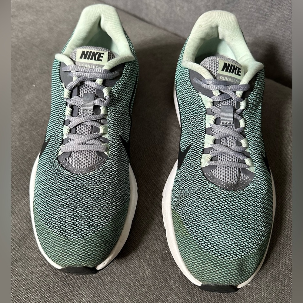 Women’s Nike Running Sneakers Size 9